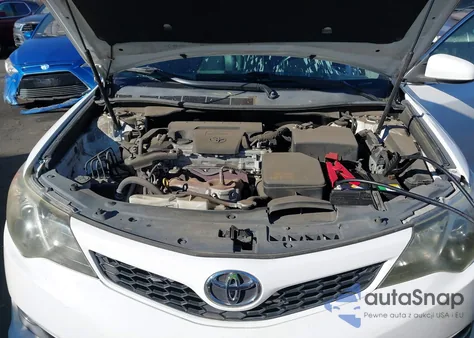 2013 Toyota Camry Se z USA, uszkodzony, nr VIN 4T1BF1FK6DU685668